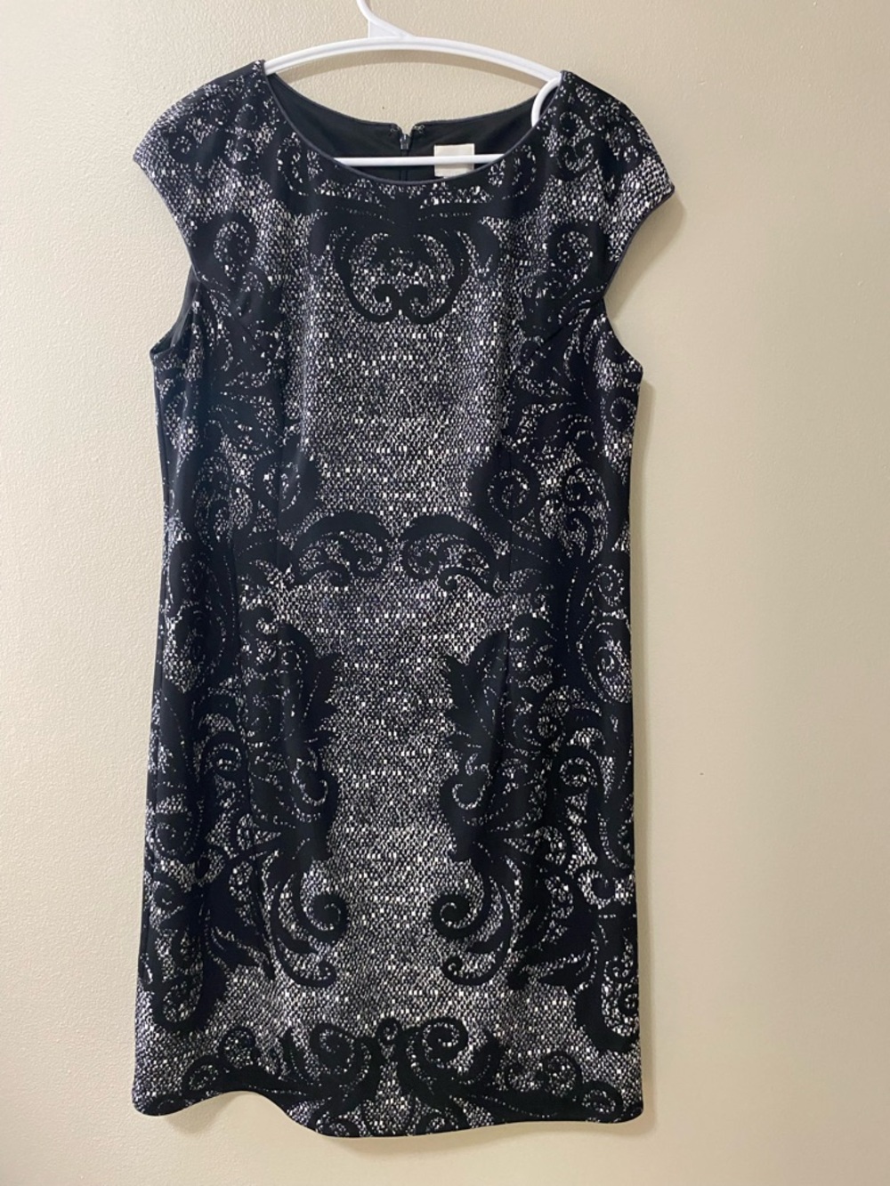 Chico's womens dress size 2 large black modest quiet luxury career cap sleeve